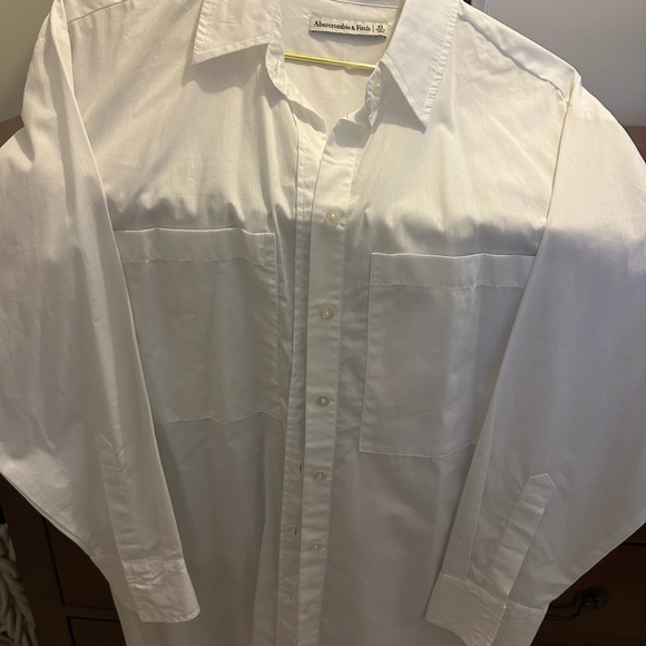Abercrombie & Fitch Button Down White long Shirt - Picture 1 of 3
